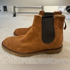 Clark Chelsea Boots - Cognac Suede - Size 7 Mens / 39.5 Women
